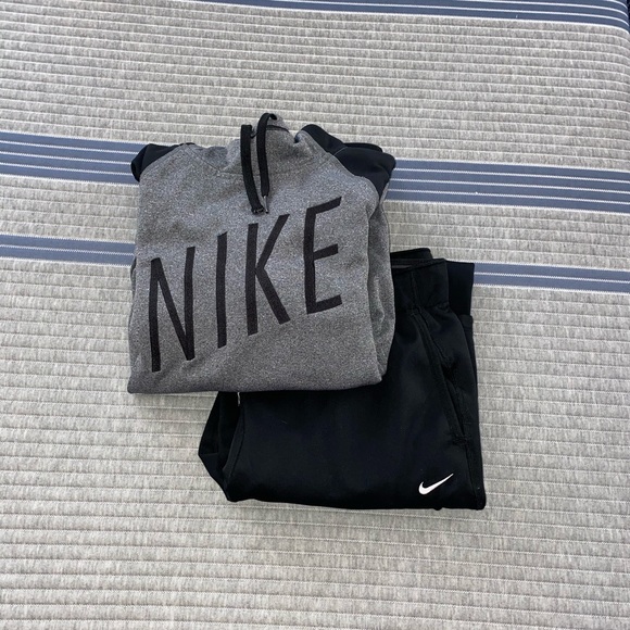 Nike Other - NIKE Sweatsuit Set